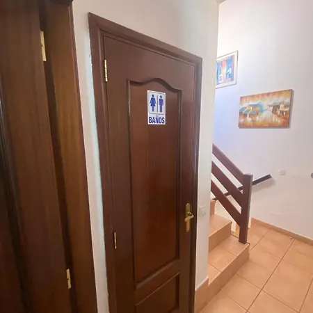 The House Tenerife Compartidas Guest house *