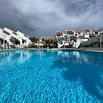The House Tenerife Compartidas * Costa Adeje (Tenerife)