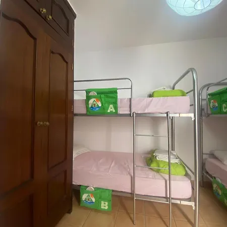 게스트하우스 The House Tenerife Compartidas