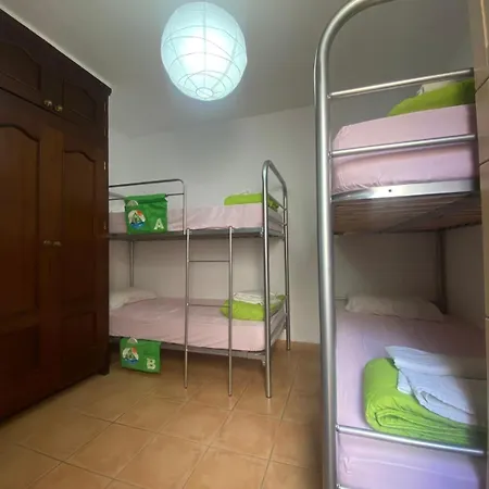 The House Tenerife Compartidas * 아데제