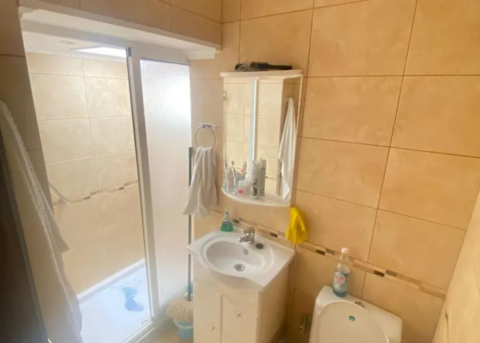 The House Tenerife Compartidas Guest house Costa Adeje (Tenerife)