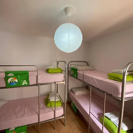 The House Tenerife Compartidas בית הארחה אדחה